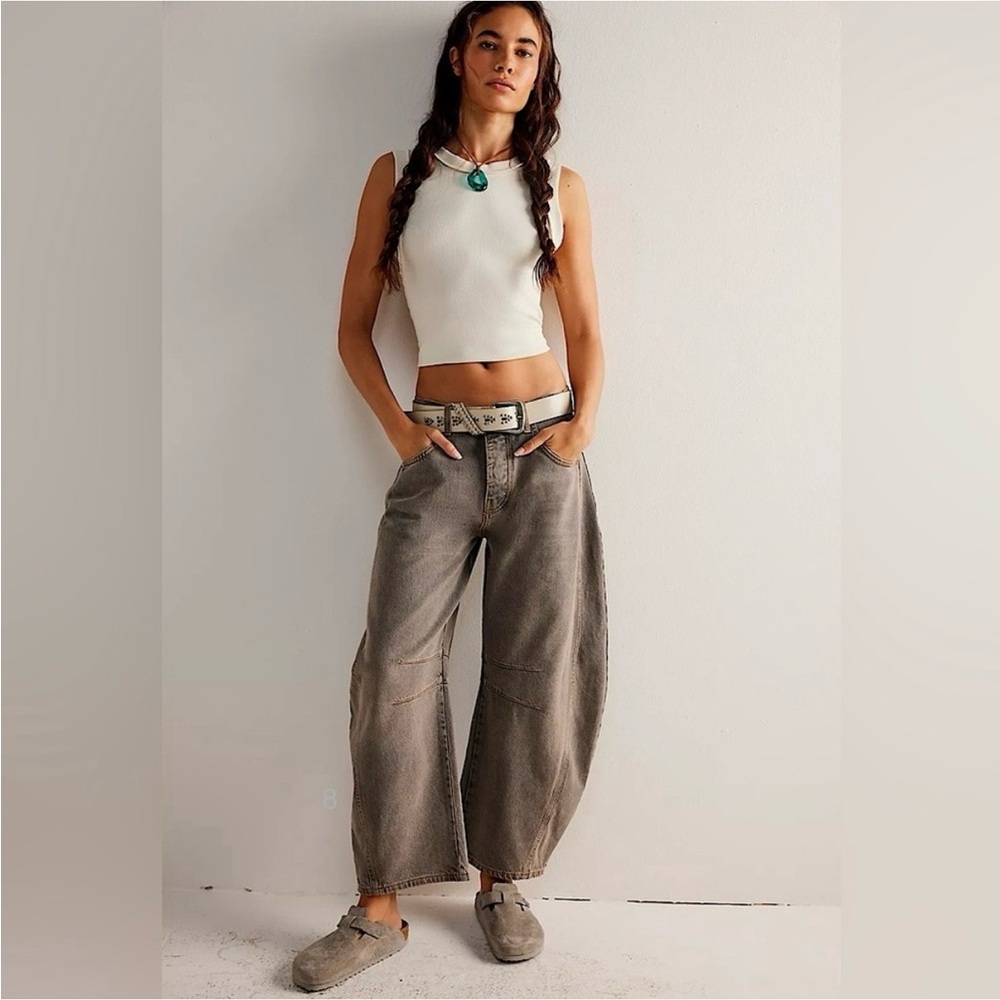 We The Free Barrel Jeans in Archive Gray 🩶 Size 25
